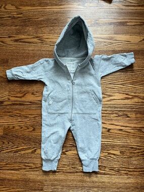 Mini Mioche 6-12 Month Hooded Zip One-Piece in Light Gray